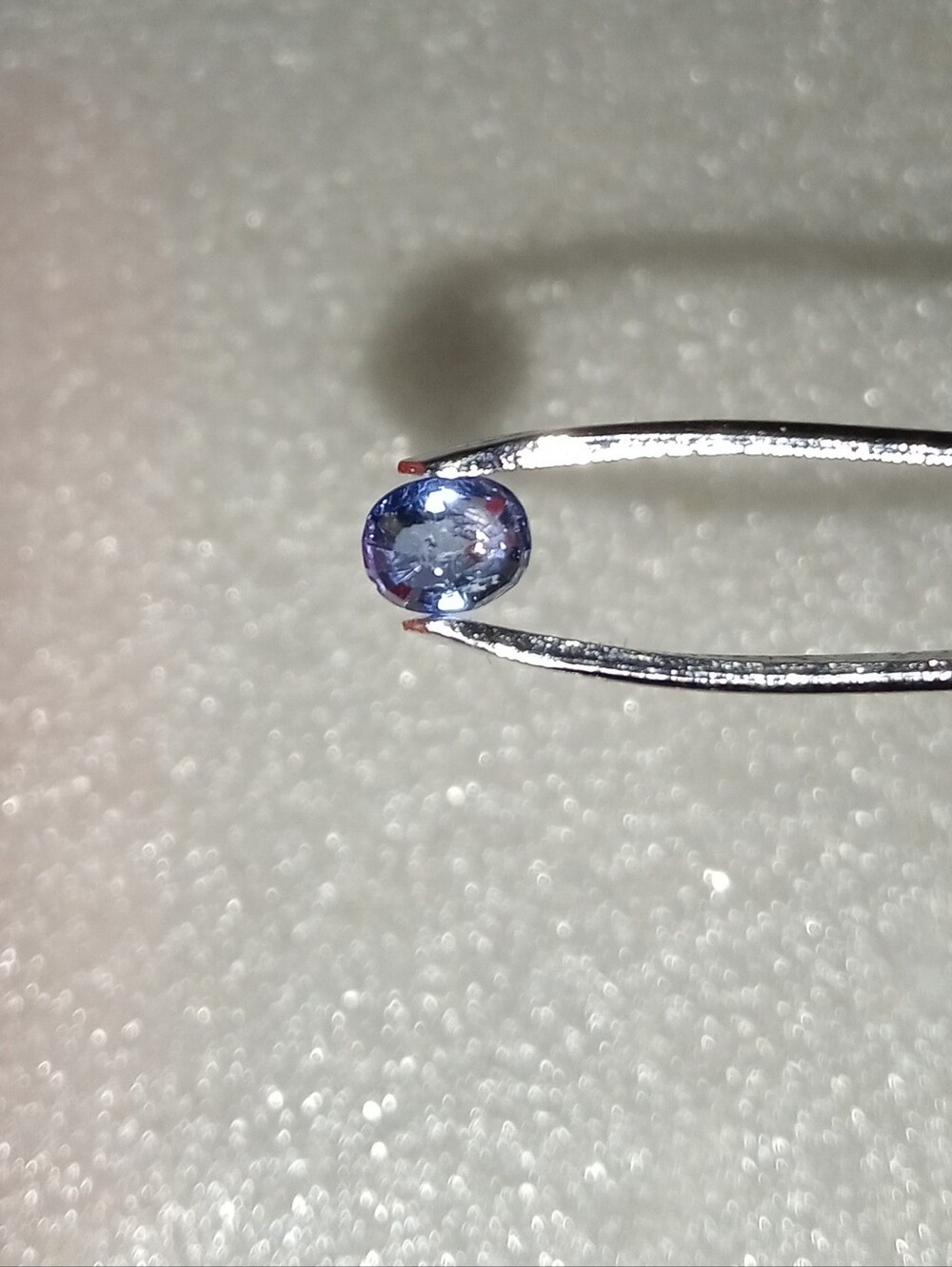 CGL Certified Heat Only 1.37ct Oval Blue Sapphire - Picture 10 of 11